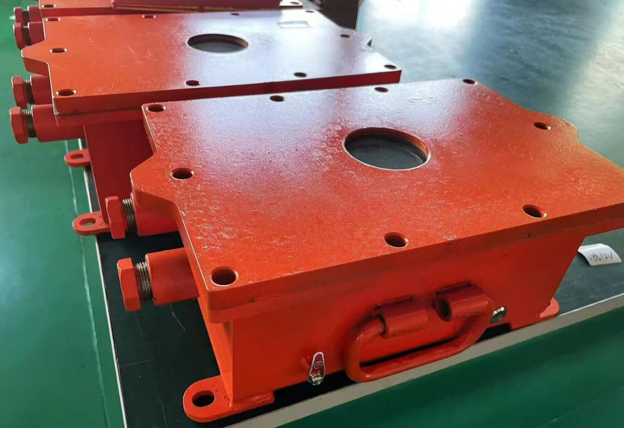 礦用隔爆兼本安型直流穩(wěn)壓電源